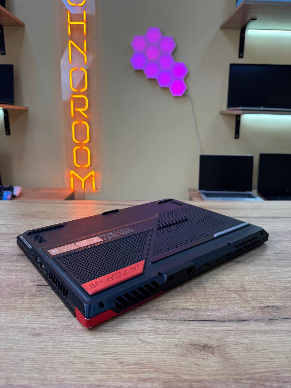 ASUS ROG Strix / Ryzen 9 5900HX / RX 6800M / 16GB / SSD 1024GB / 300Hz — фото 9