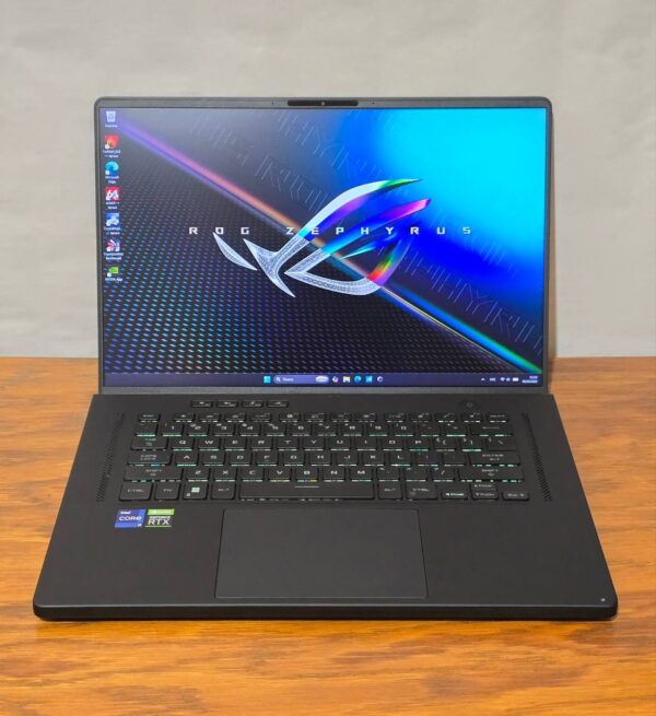 ASUS ROG Zephyrus M16 / i9-12900H / RTX 3070 TI / 16GB / SSD 1000GB / 165Hz