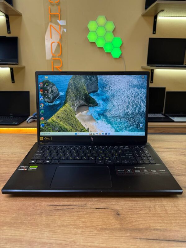 ACER NITRO V15 / Ryzen 5 7535HS / RTX 3050 / 16GB / SSD 512GB / 144Hz