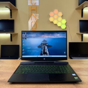 HP Pavilion 15 / i5-9300H / GTX 1650 / 16GB / SSD 256GB / 60Hz