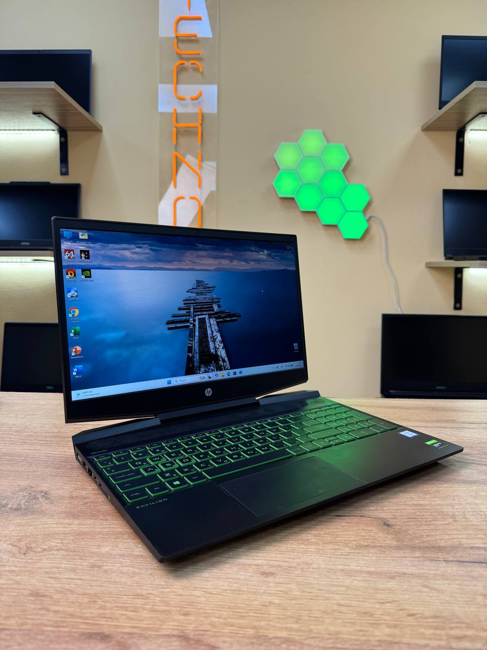 HP Pavilion 15 / i5-9300H / GTX 1650 / 16GB / SSD 256GB / 60Hz — фото 2