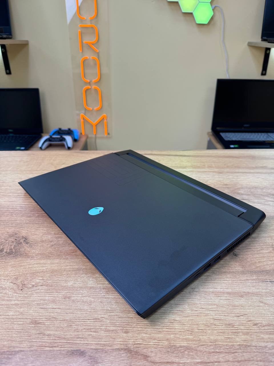 Alienware / i7-10870H / RTX 3080 / 32GB / SSD 1000GB / 300Hz — фото 8