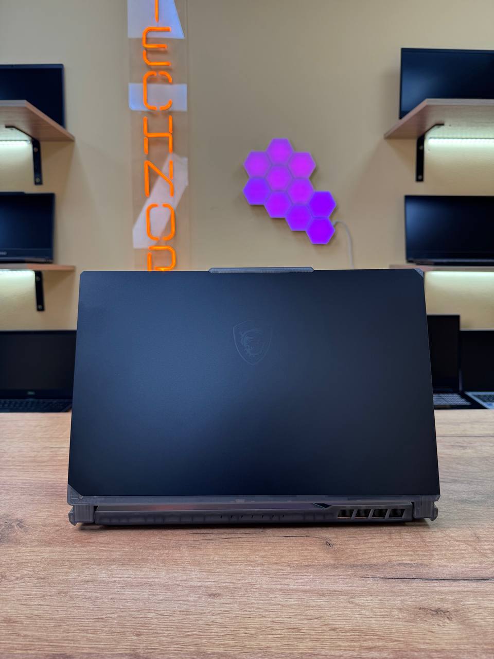 MSI Cyborg 15 A13V з RTX 4060 / i7-13620H / RTX 4060 / 16GB / SSD 512GB / 144Hz — фото 4