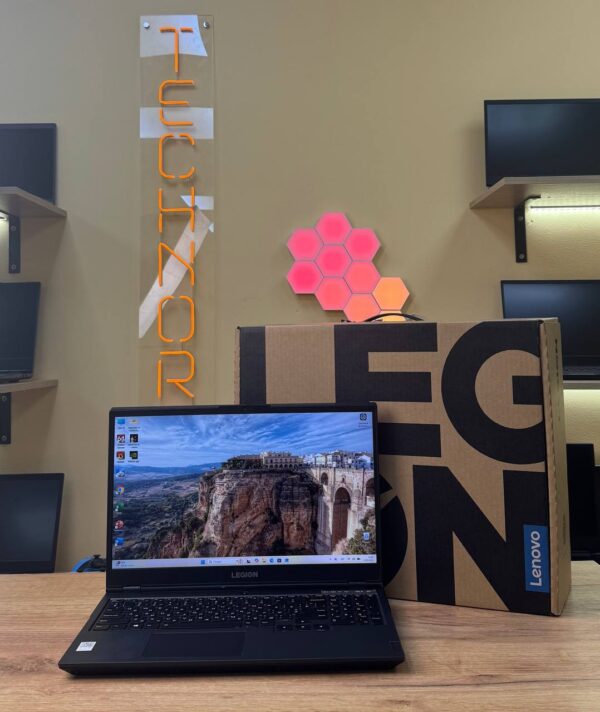 Lenovo Legion 5 / Ryzen 5 4600H / GTX 1650 / 16GB / SSD 512GB / 120Hz