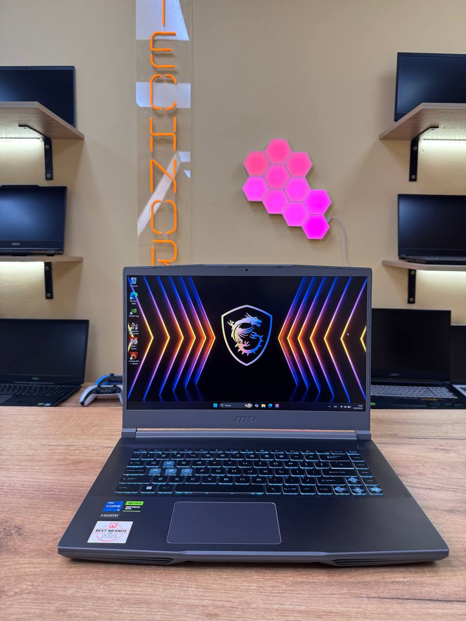 MSI Thin 15 B13V / i5-13420H / RTX 4050 / 16GB / SSD 512GB / 144Hz