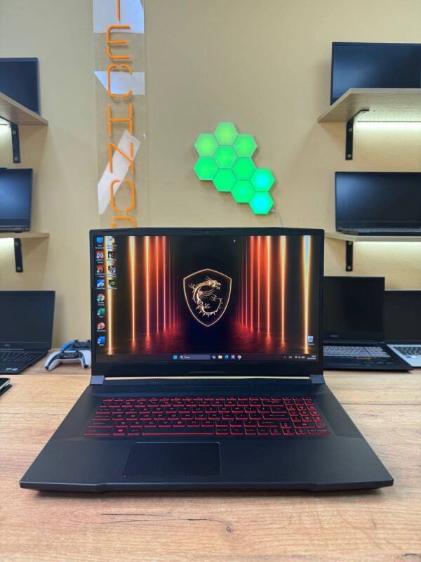 MSI Katana GF76” / i7-11800H / RTX 3050 TI / 16GB / SSD 512GB / 144Hz