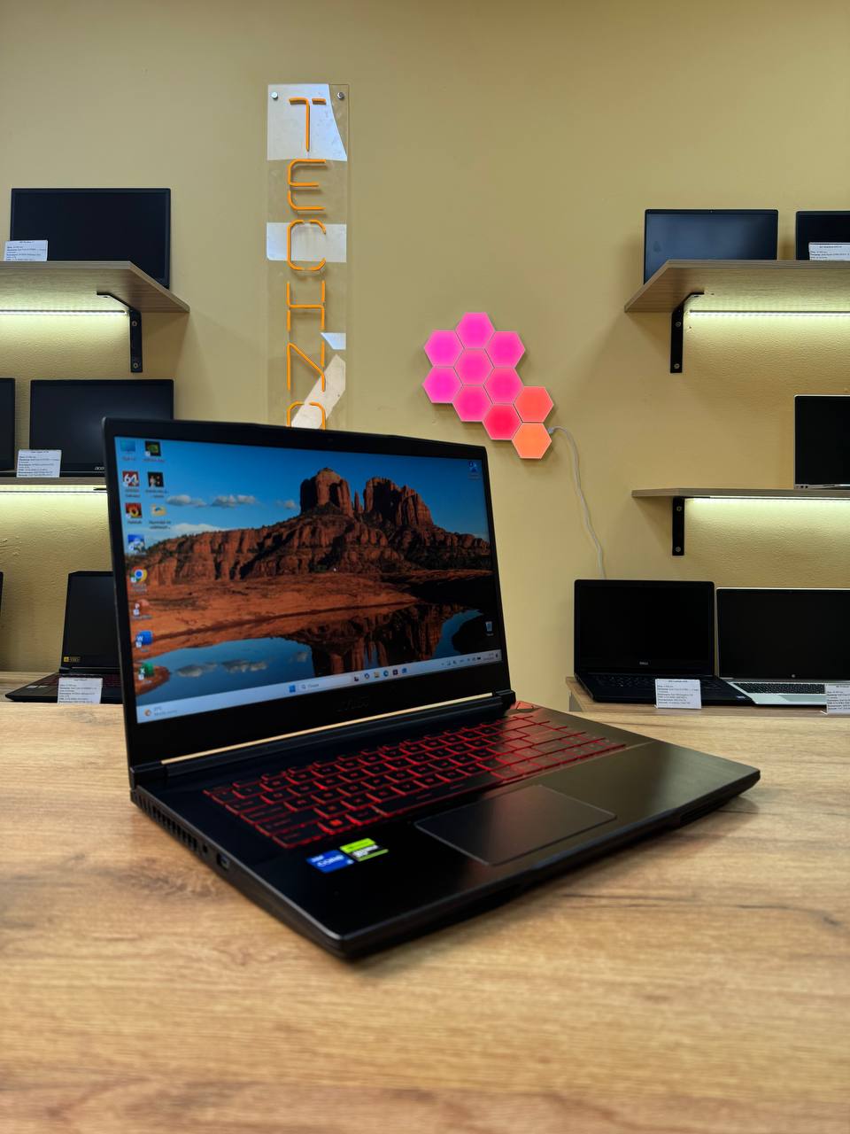 MSI Thin GF63 12UDX / i5-12450H / RTX 3050 / 16GB / 1TB / 144Hz — фото 2