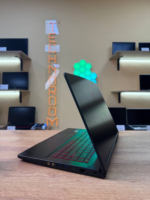 MSI Thin GF63 12UDX / i5-12450H / RTX 3050 / 16GB / 1TB / 144Hz — фото 5