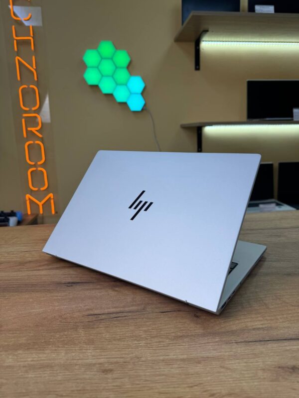 HP EliteBook 8 G1a 14 AI / 8GB / SSD 256GB / 60Hz — фото 4