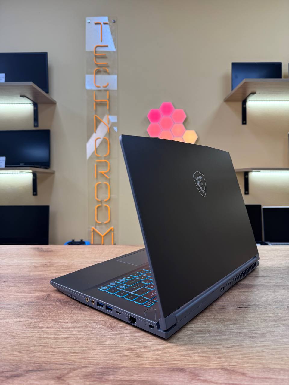 MSI Thin 15 B13UC / i5-13420H / RTX 3050 / 16GB / SSD 512GB / 144Hz — фото 5