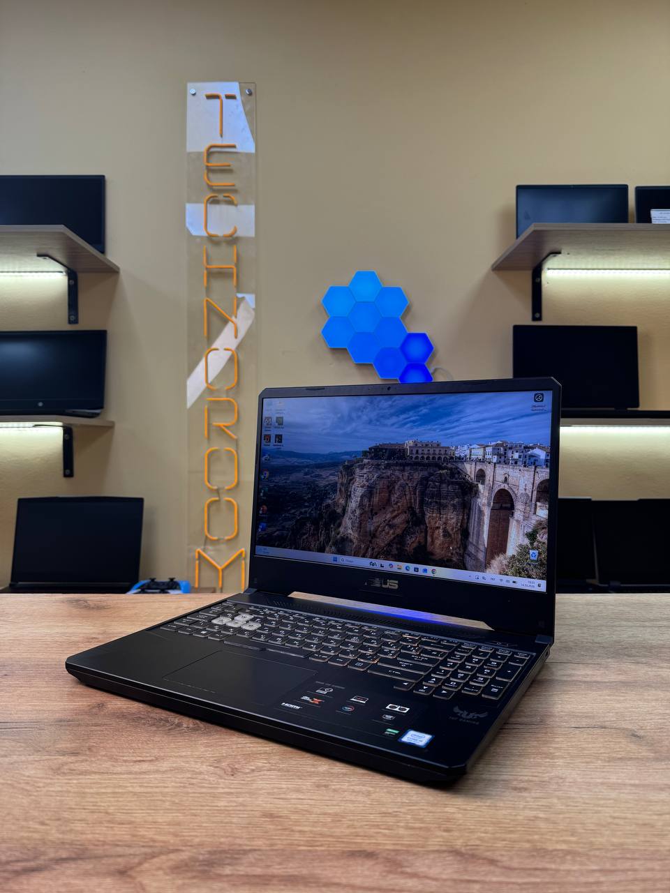 ASUS TUF Gaming FX505G / i5-9300H / GTX 1650 / 16GB / SSD 512GB / 144Hz — фото 6