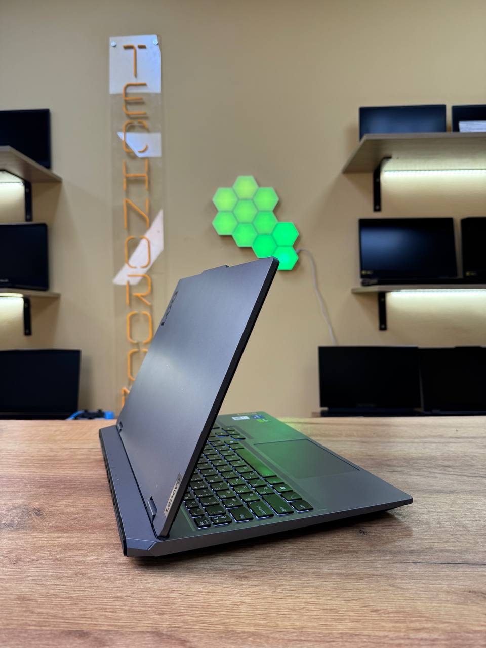 Lenovo LOQ 15 / i5-12450HX / RTX 3050 / 16GB / SSD 1024GB / 144Hz — фото 3