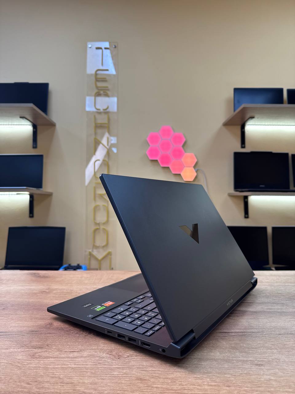 HP Victus 16 / Ryzen 5 7640HS / RTX 3050 / 16GB / SSD 512GB / 144Hz — фото 5