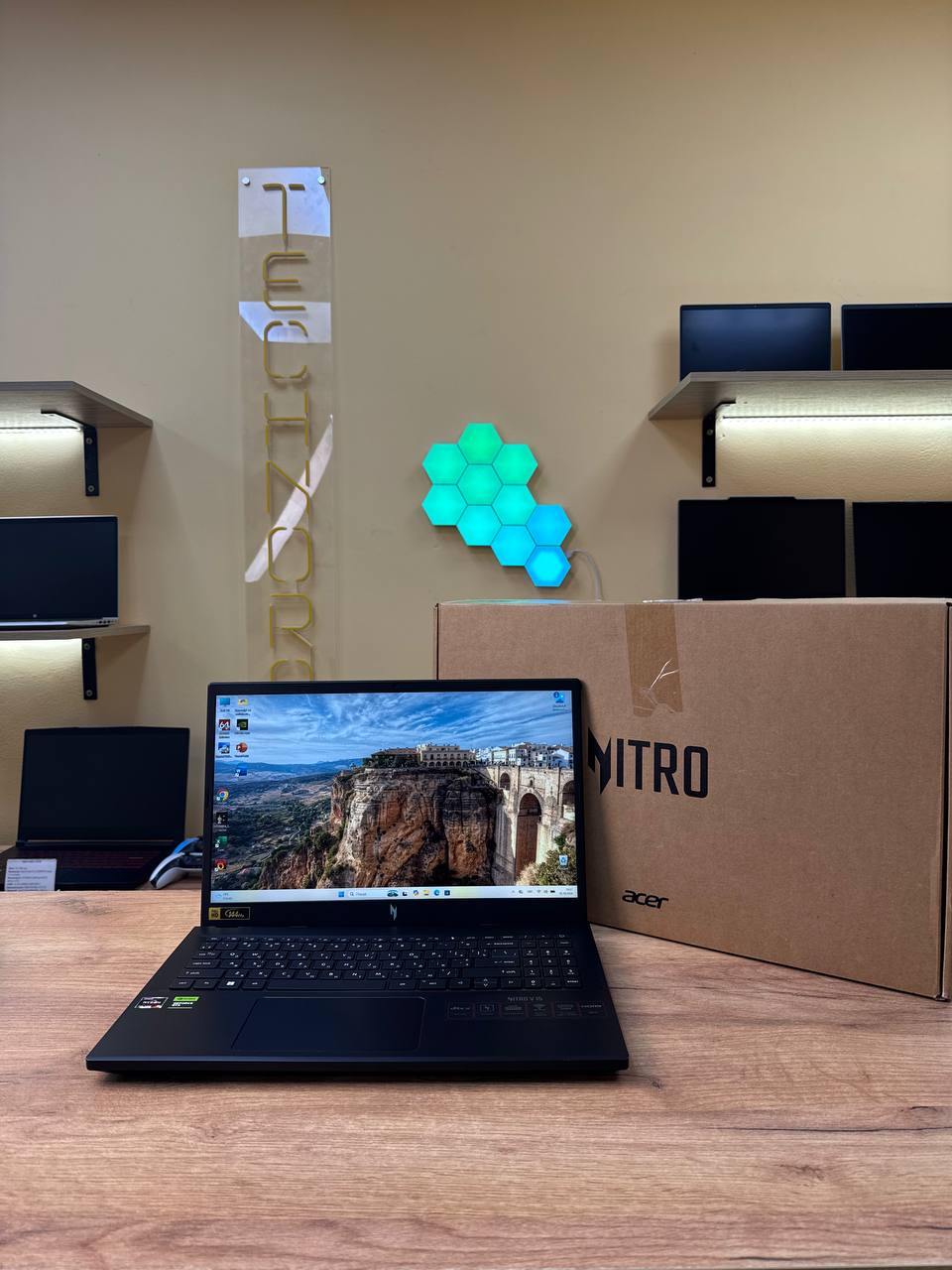Acer Nitro V 15 / Ryzen 5 7535HS / RTX 2050 / 16GB / SSD 512GB / 144Hz