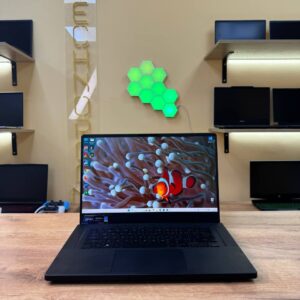 Asus ROG Zephyrus G15 / Ryzen 7 6800HS / RTX 3060 / 16GB / SSD 512GB / 165Hz