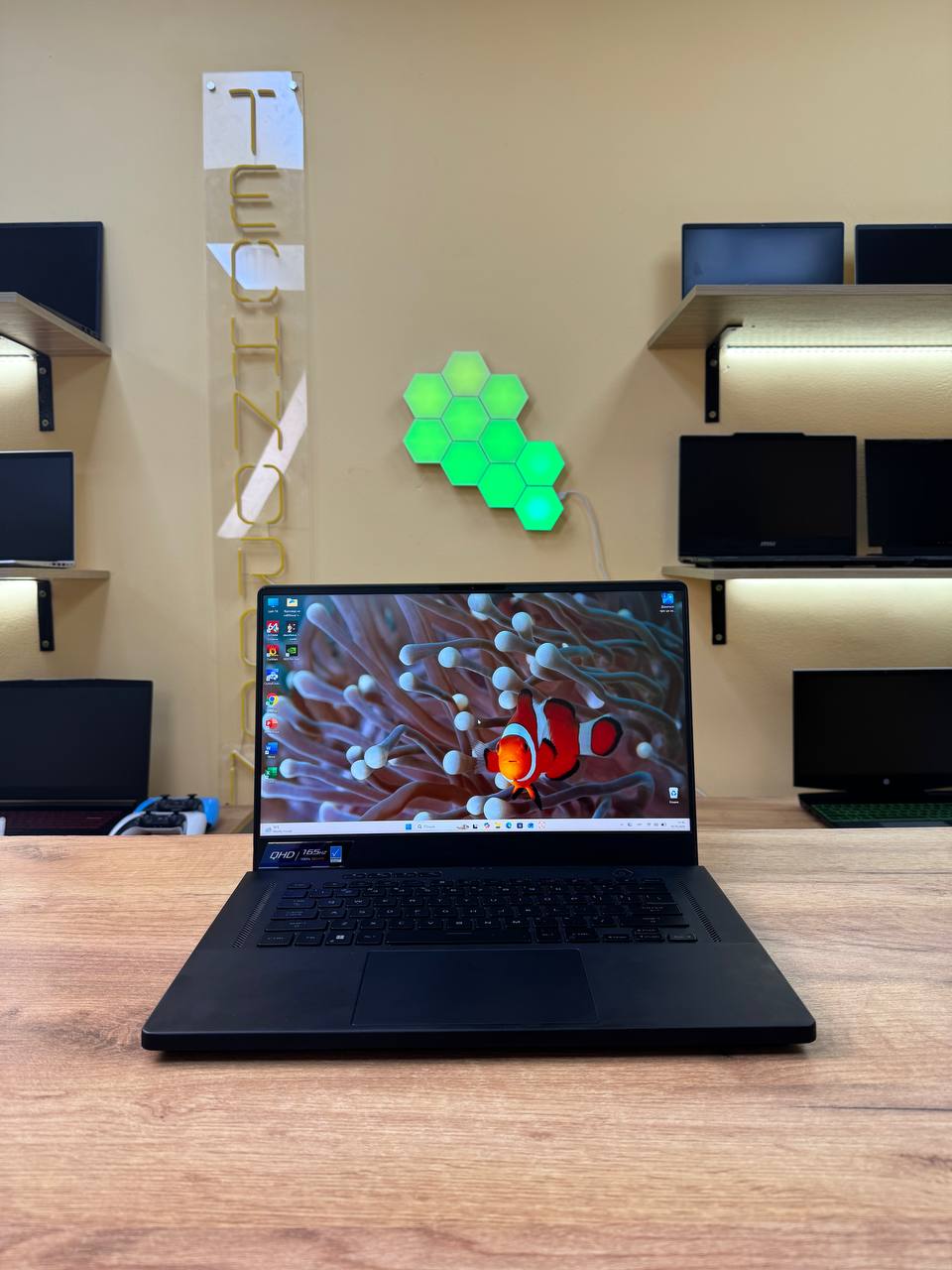Asus ROG Zephyrus G15 / Ryzen 7 6800HS / RTX 3060 / 16GB / SSD 512GB / 165Hz