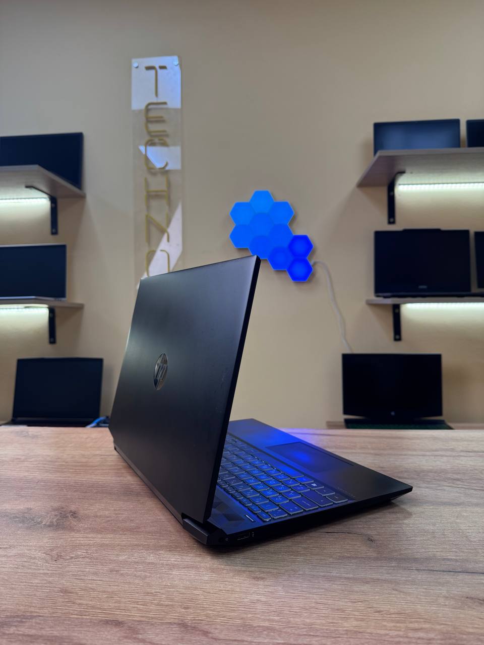 HP Pavilion 15 / Ryzen 5 3550H / GTX 1650 / 32GB / SSD 512GB / 60Hz — фото 3