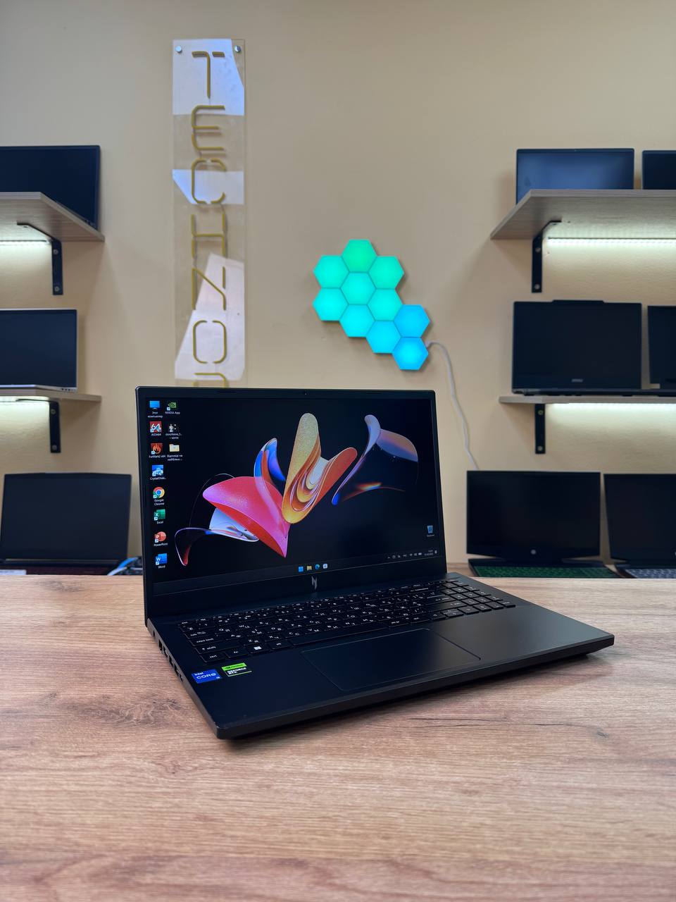 Acer Nitro V 15 / i5-13420H / RTX 3050 / 16GB / SSD 512GB / 144Hz — фото 2