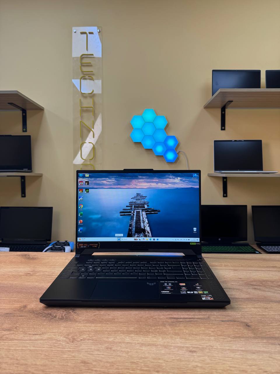 ASUS TUF Gaming A15 / Ryzen 7 7435HS / RTX 4060 / 16GB / SSD 512GB / 144Hz