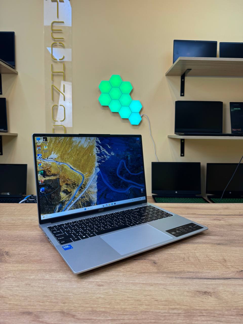 Acer Aspire Lite 16 / 16GB / SSD 512GB / 60Hz — фото 2