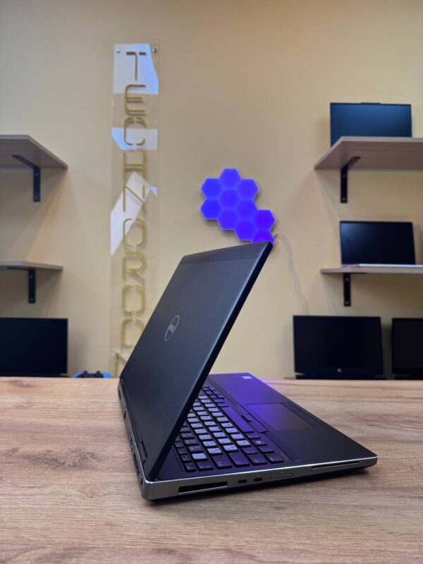 Dell Precision 7530 / i7-8750H / 16GB / Накопичувачі 756GB / 60Hz — фото 3