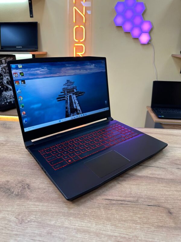 MSI Katana GF66 11UC / i5-11400H / RTX 3050 / 16GB / SSD 512GB / 144Hz — фото 2
