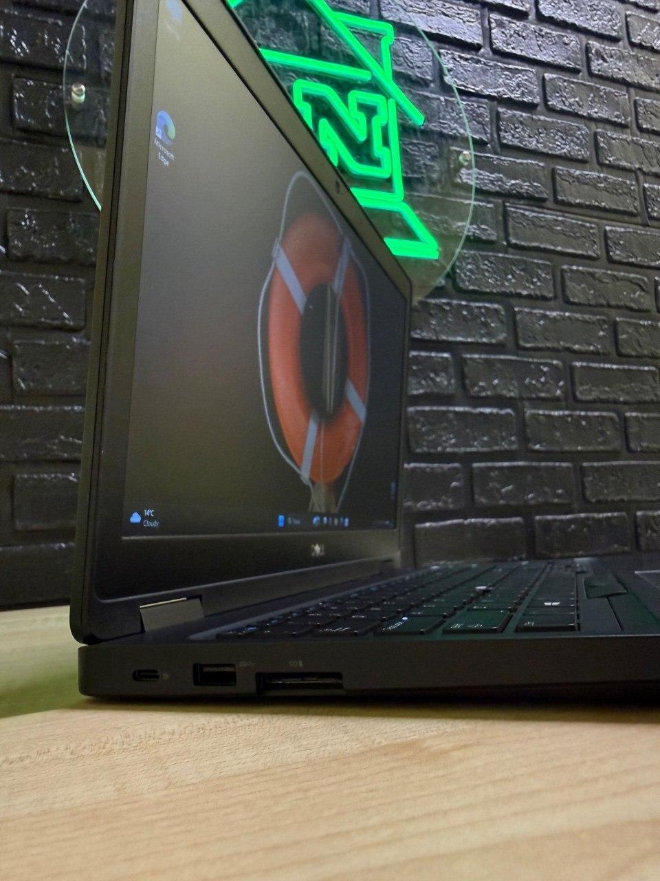 DELL LATITUDE 5590 / i5-8250U / Intel UHD / 8GB / SSD 256GB — фото 5