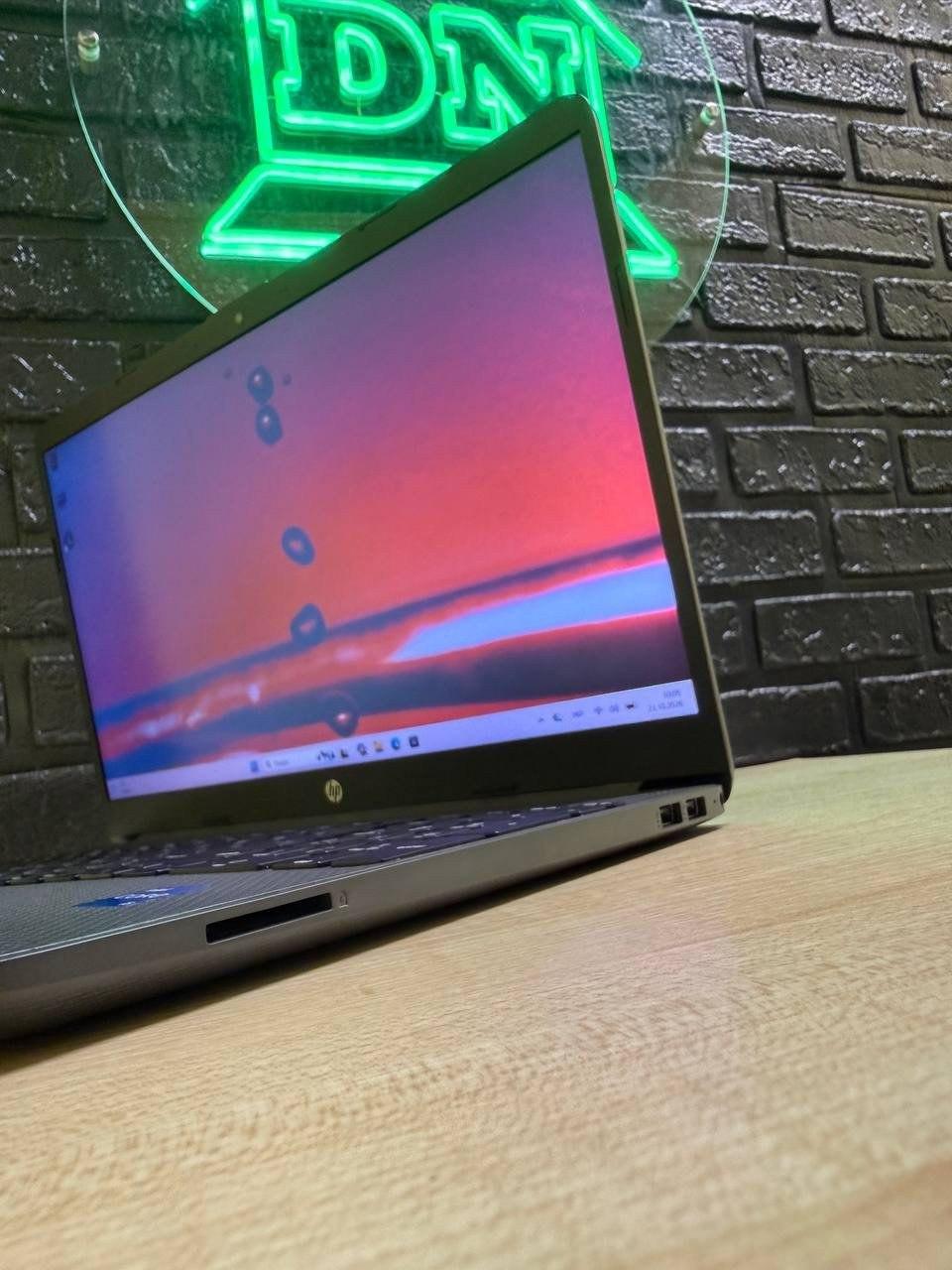 HP 250 G8 / Intel Iris Xe / 16GB / SSD 256GB — фото 4